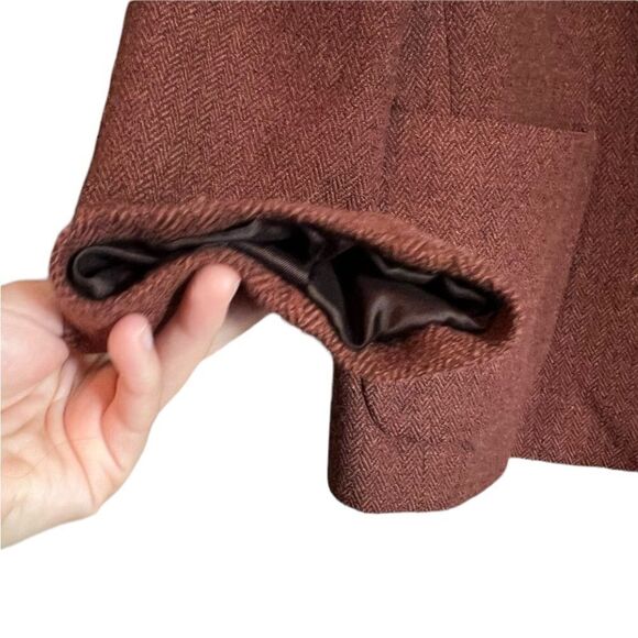 L.L. Bean wool blend blazer with shoulder padding - Picture 10 of 12